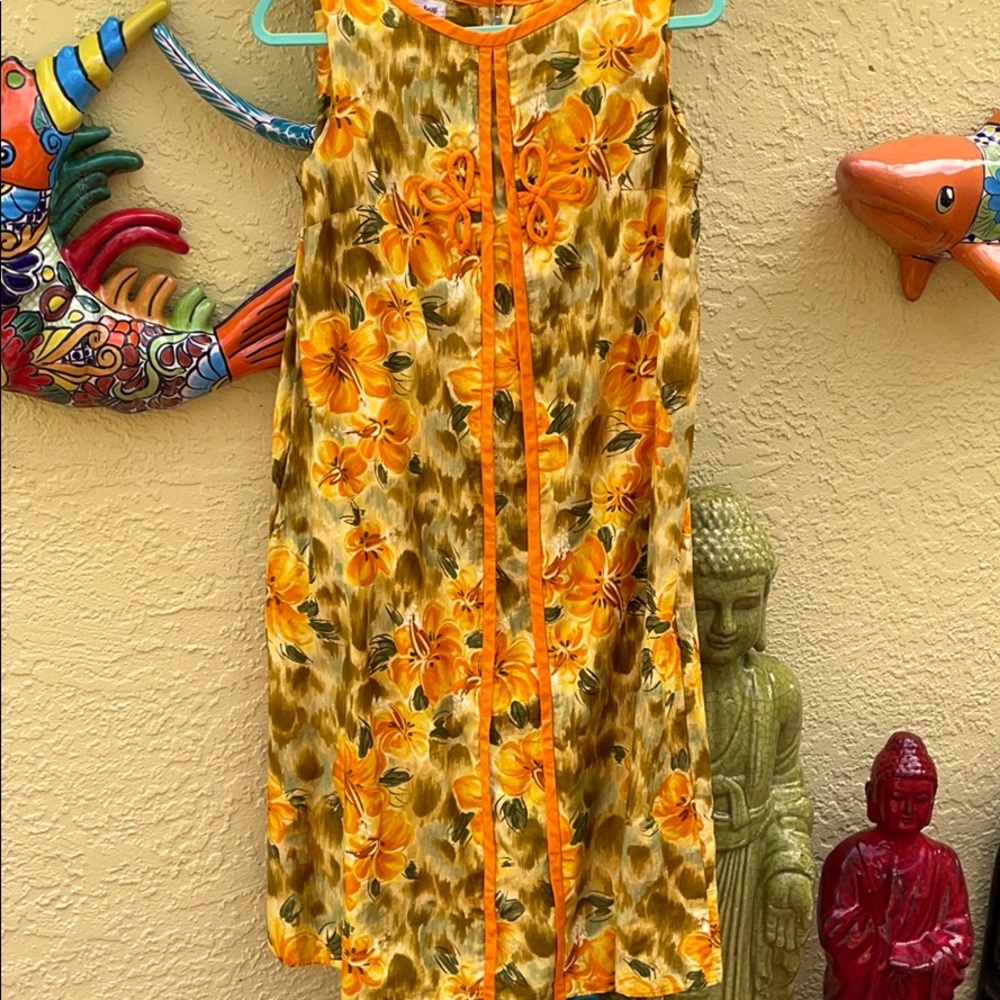 Vintage Hawaiian dress
